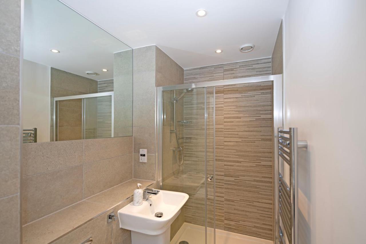 Kew Bridge Penthouse * Londres